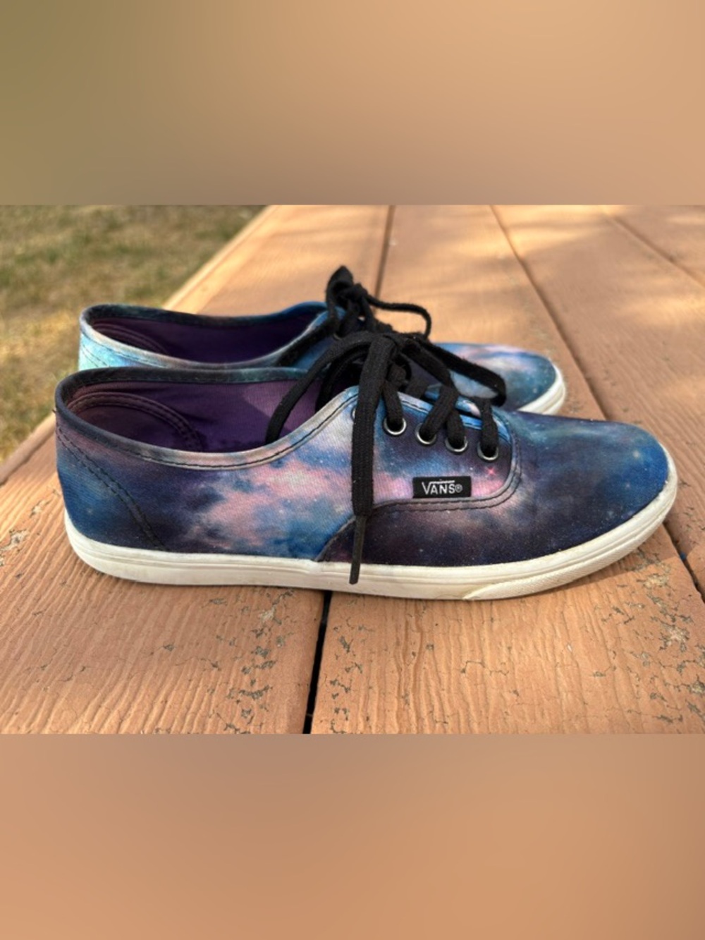 VANS Galatic Galaxy Print Lace Up worn/good condition women's size 6 (U.S.)